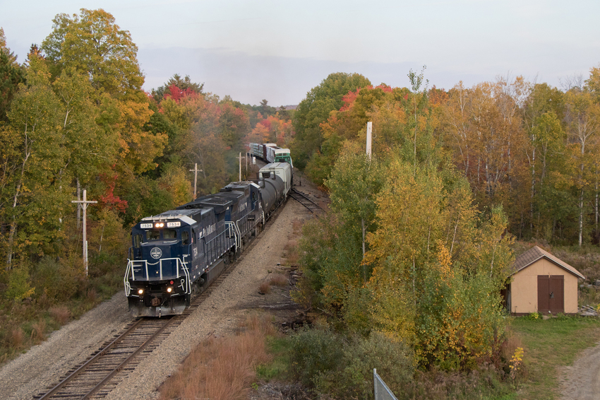 Photo of MEC 7534 Leads NMWA at Rt. 2 in Carmel ME