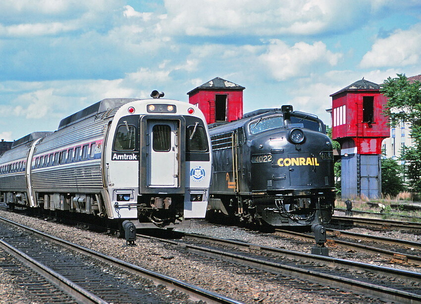 Photo of Conrail & Amtrak @ Springfield, Ma.
