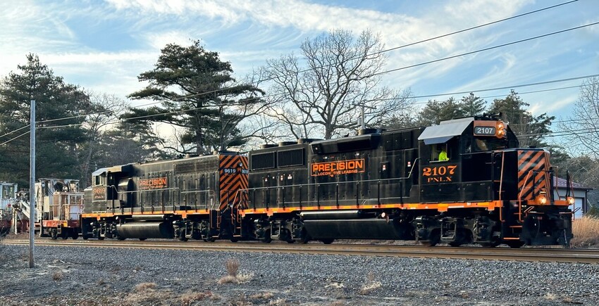 Photo of MBTA McCourt wire train at Patterson Rd Shirley