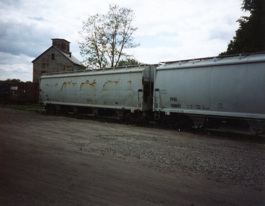 Photo of Old New Haven yard in Leominster